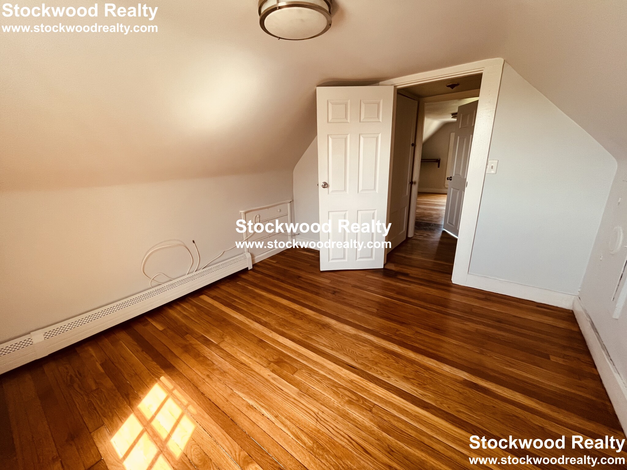 2 Kemp St, South Boston