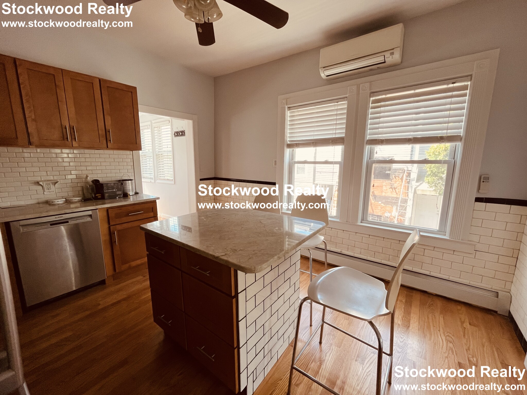 2 Kemp St, South Boston