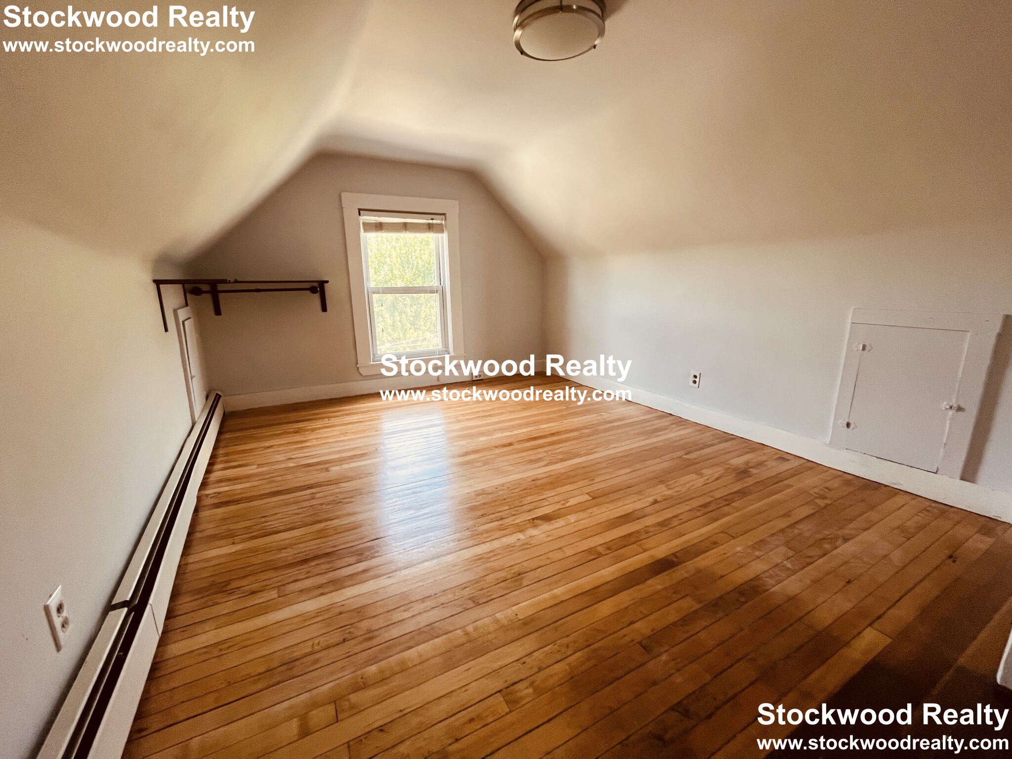 2 Kemp St, South Boston