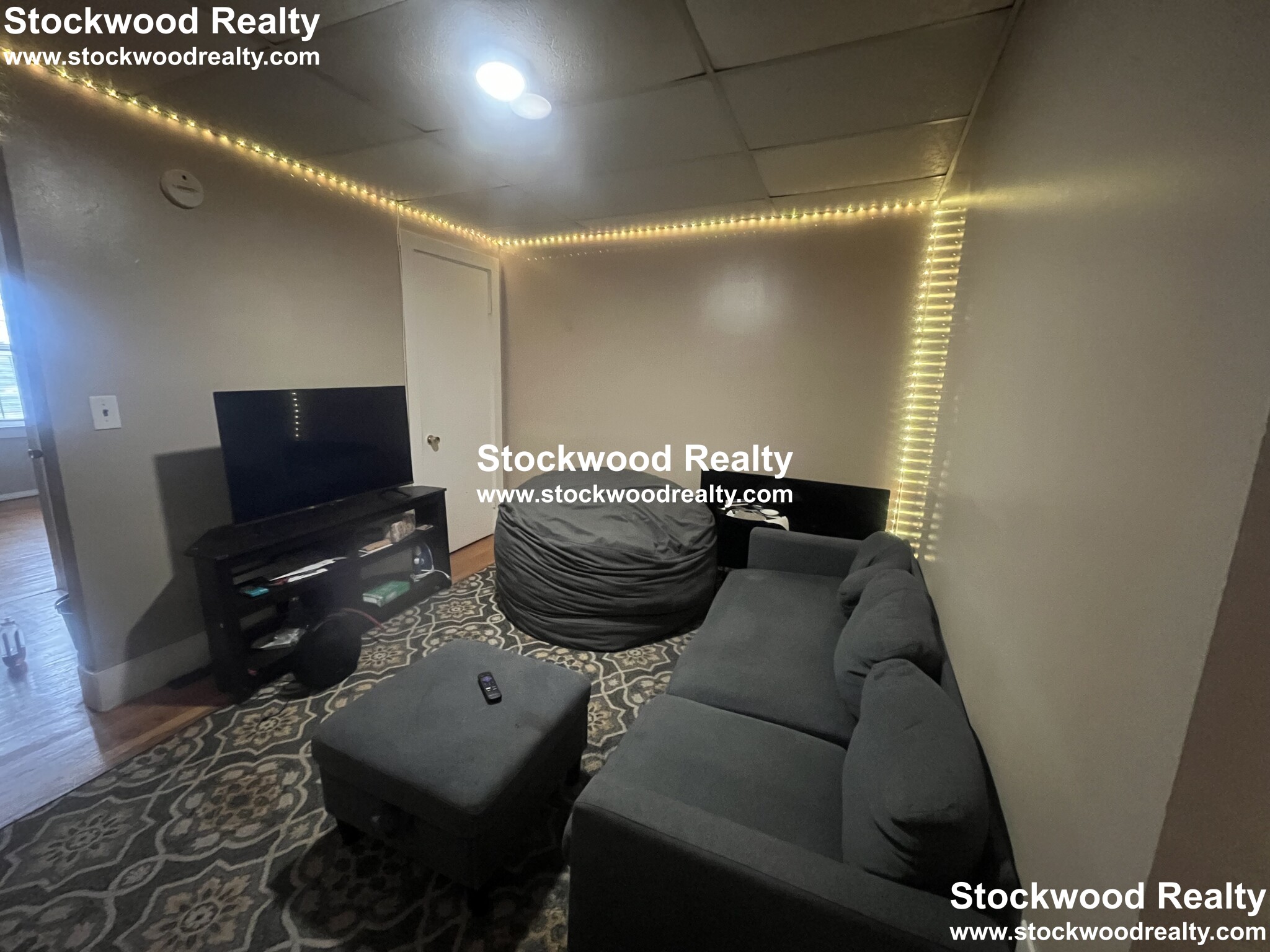 933 Dorchester Ave, Dorchester