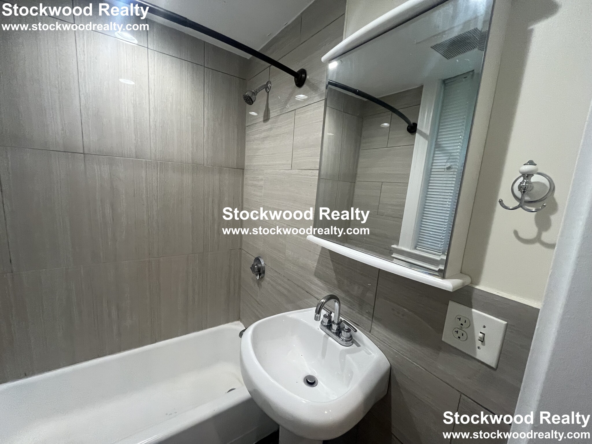 90 Lyndhurst St, Dorchester