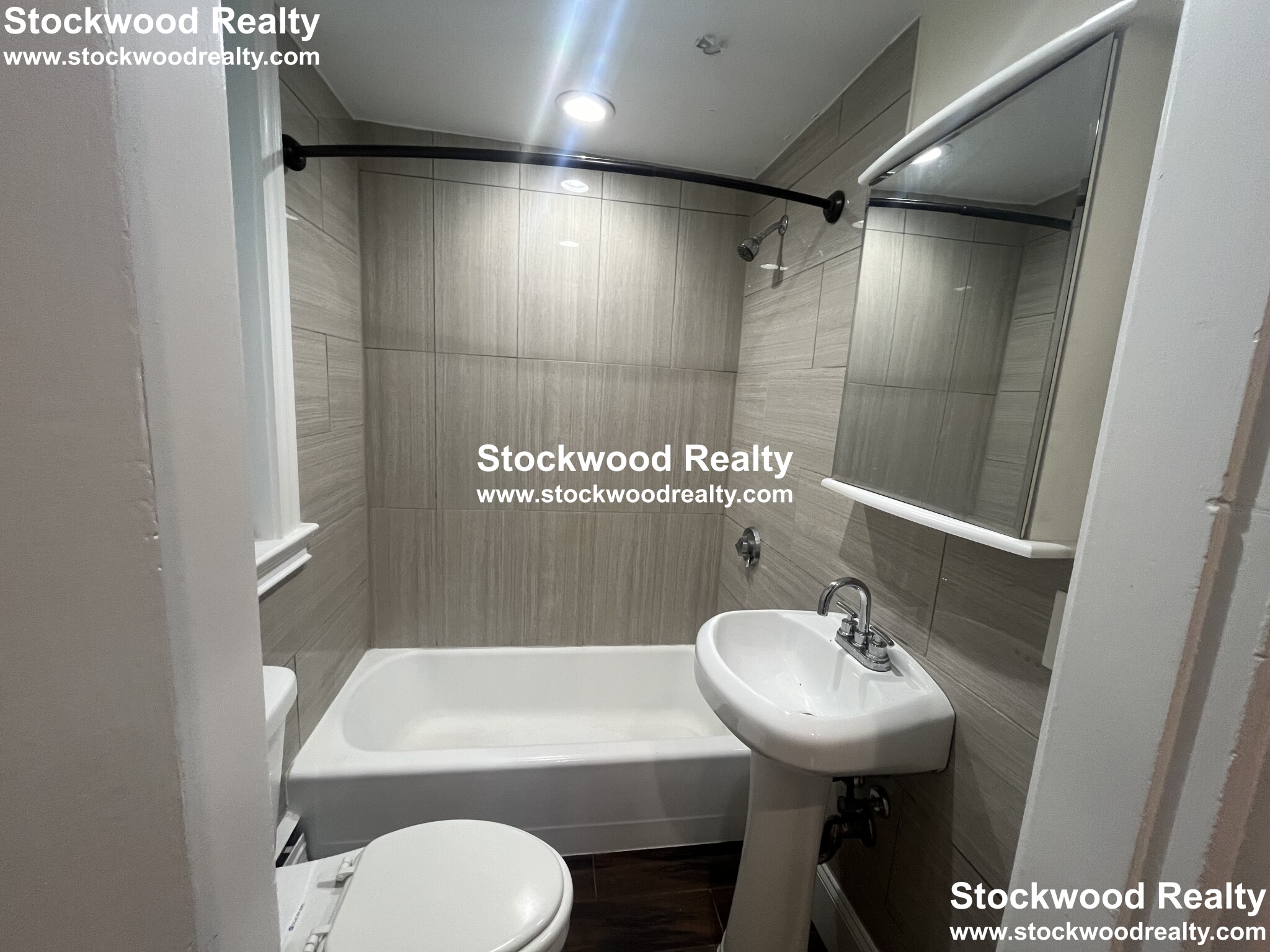 90 Lyndhurst St, Dorchester