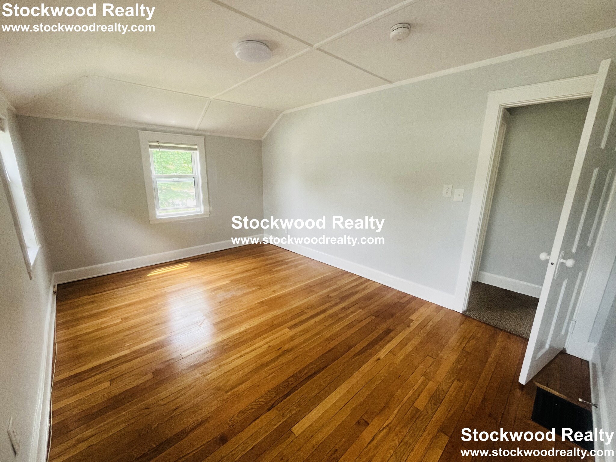 6 Arnold St, Quincy