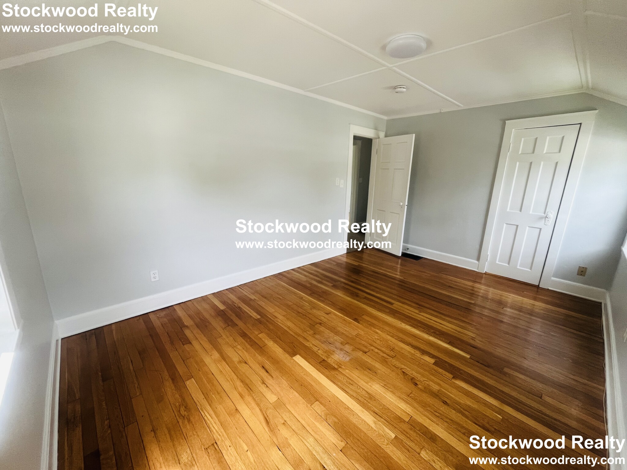 6 Arnold St, Quincy