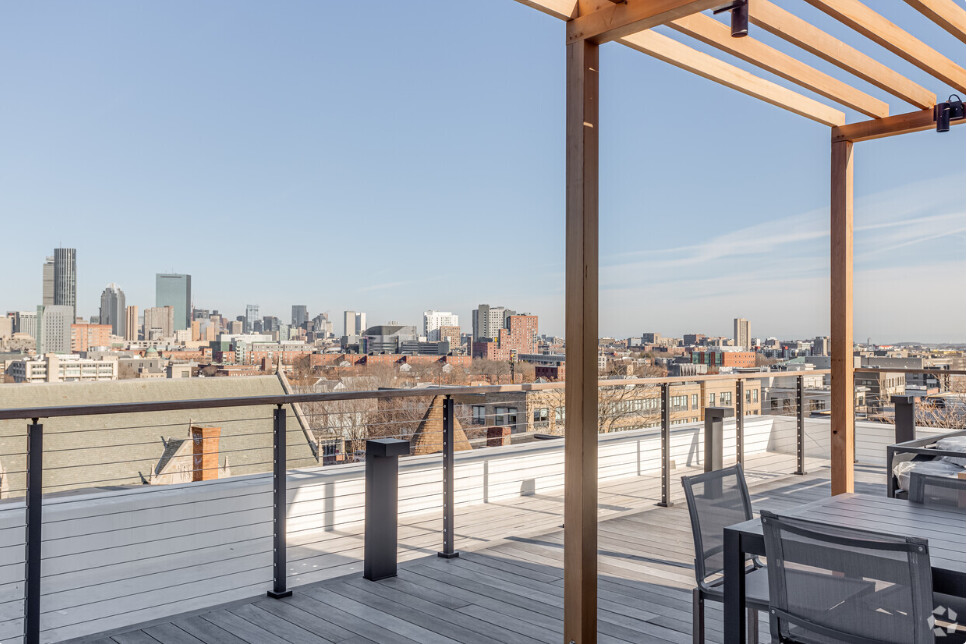 9 Burney, Mission Hill