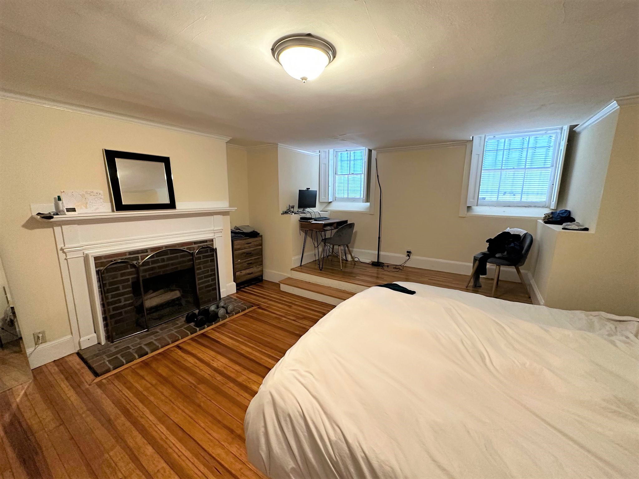 26 Chestnut St, Beacon Hill