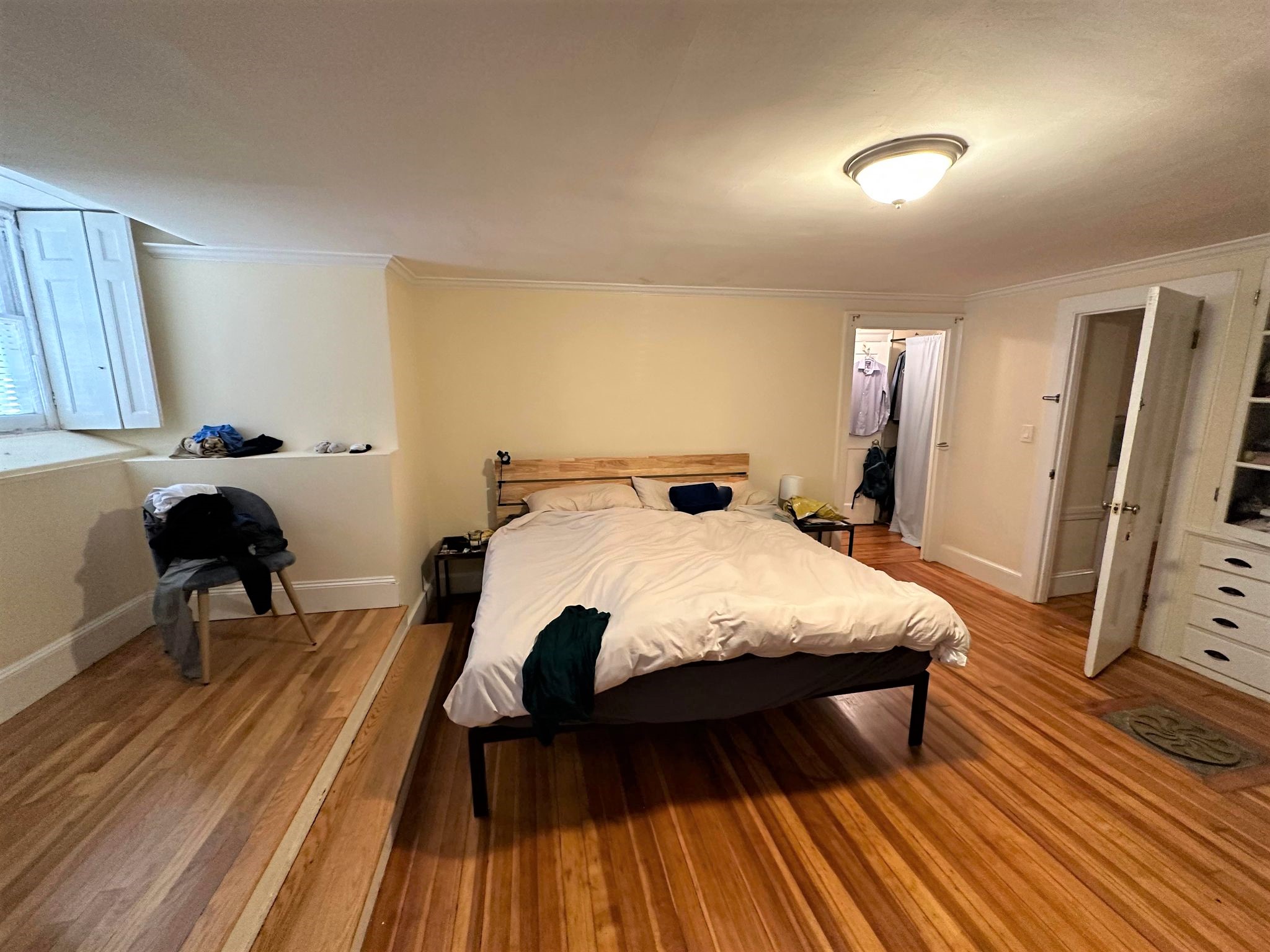 26 Chestnut St, Beacon Hill