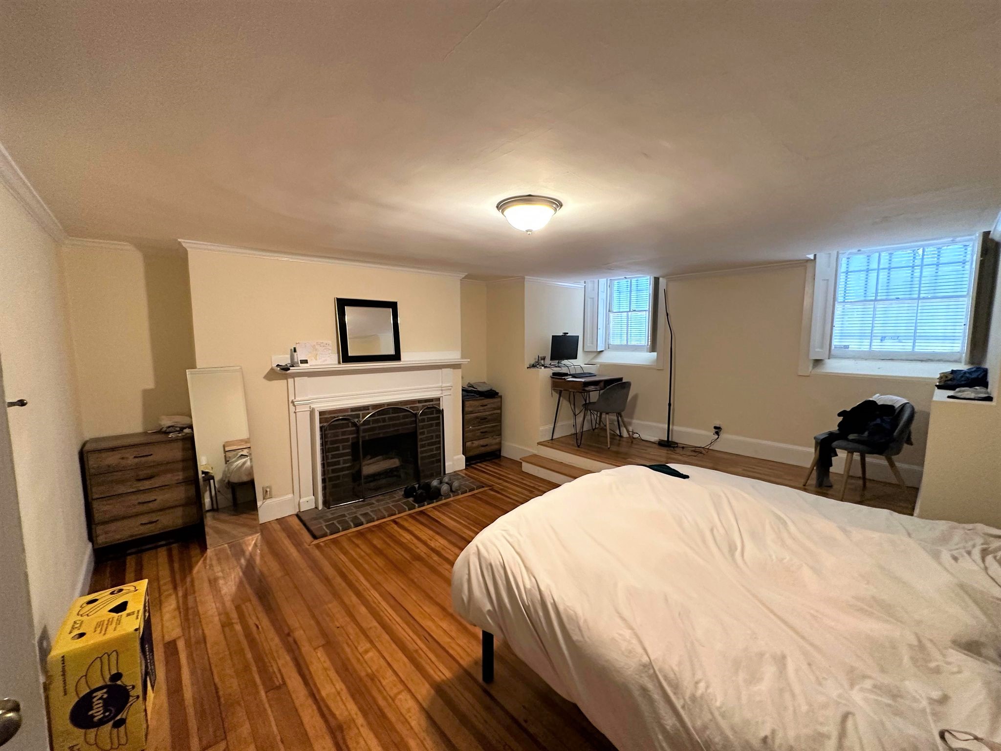 26 Chestnut St, Beacon Hill