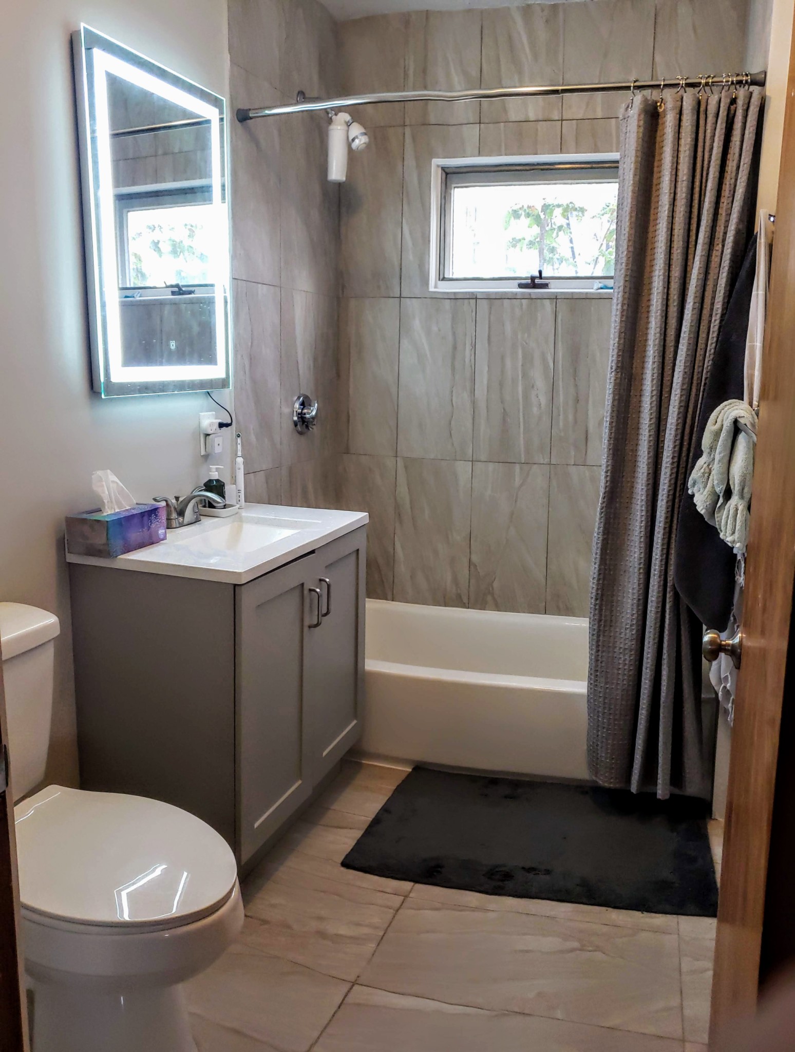 2 bed, 1 bath apartment for rent at 10 Mortimer Pl Unit 1, Winter Hill — photo 8 of 10