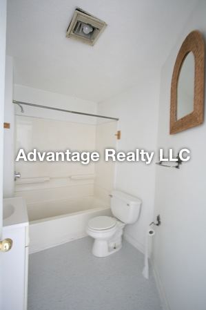 3 bed, 1 bath apartment for rent at 292 Mcgrath Highway Unit 1, East Somerville — photo 8 of 9