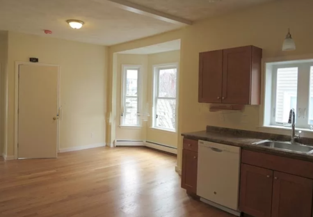 3 bed, 1 bath apartment for rent at 229 Tremont St Unit 2, East Somerville — photo 1 of 8