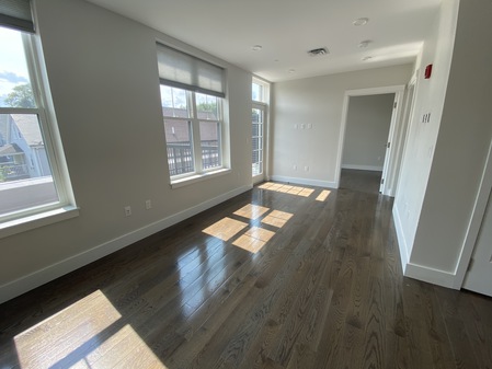 434 Mcgrath Hwy, Prospect Hill