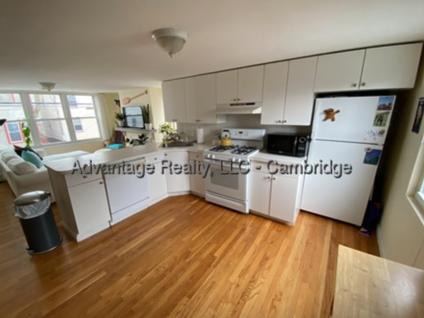 Photos of apartment on 5th,Cambridge MA 
