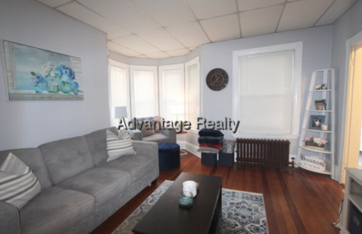 16 Watson St, Teele Square