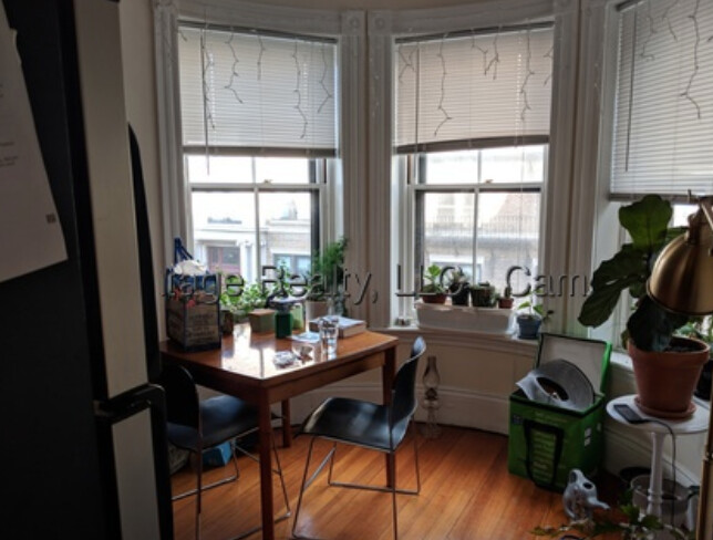 23 Ware St, Mid-Cambridge