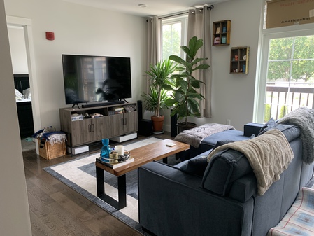 434 Mcgrath Hwy, Prospect Hill