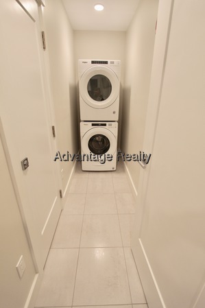 434 Mcgrath Hwy, Prospect Hill