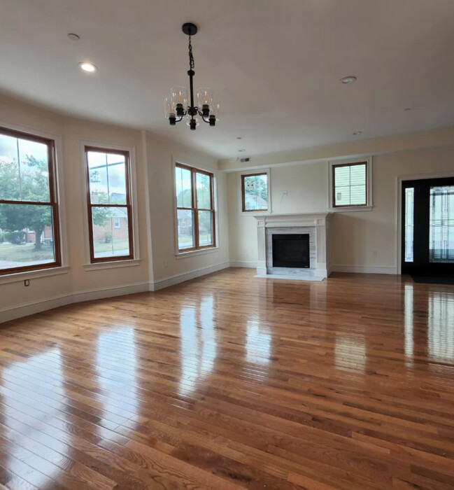 74 Union St, Everett