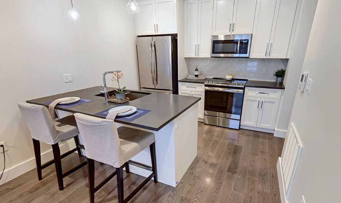 434 Mcgrath Hwy, Prospect Hill