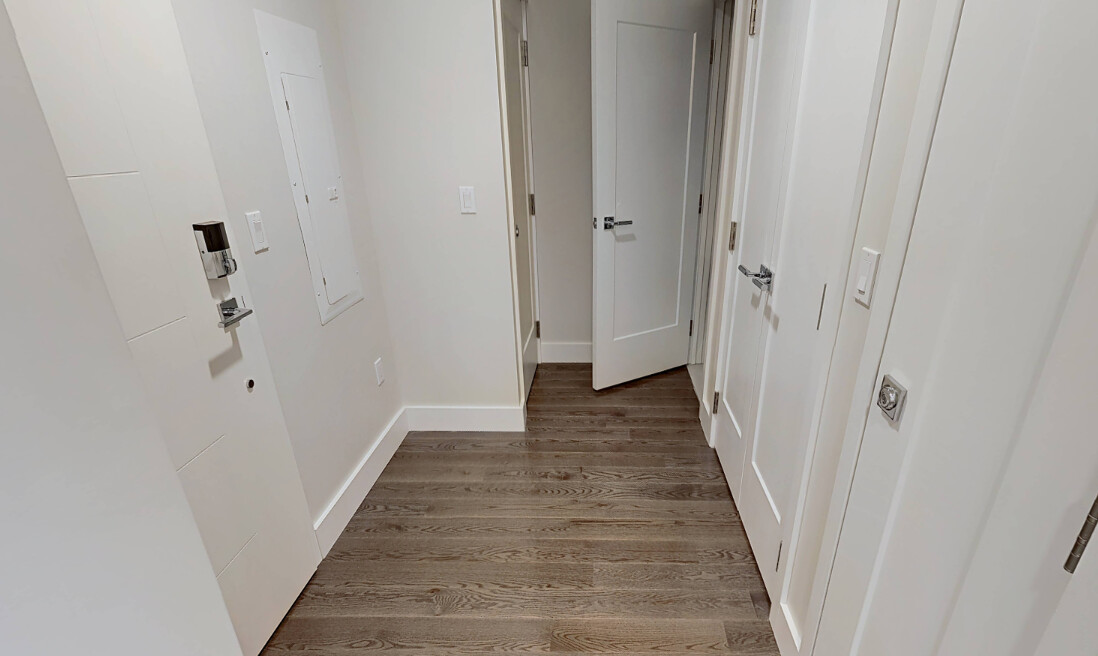 434 Mcgrath Hwy, Prospect Hill