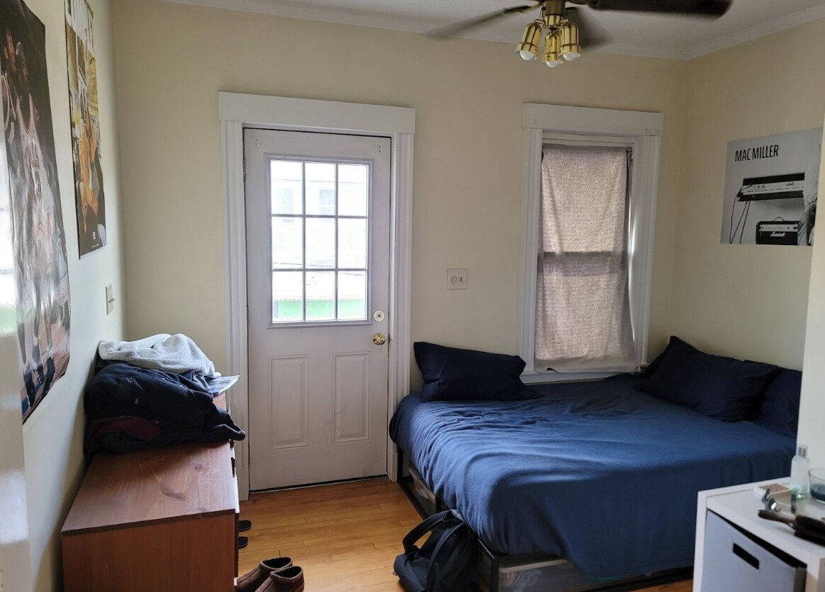 127 Hillsdale Rd, West Somerville