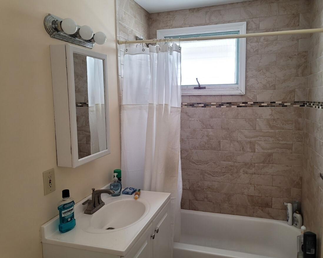 127 Hillsdale Rd, West Somerville