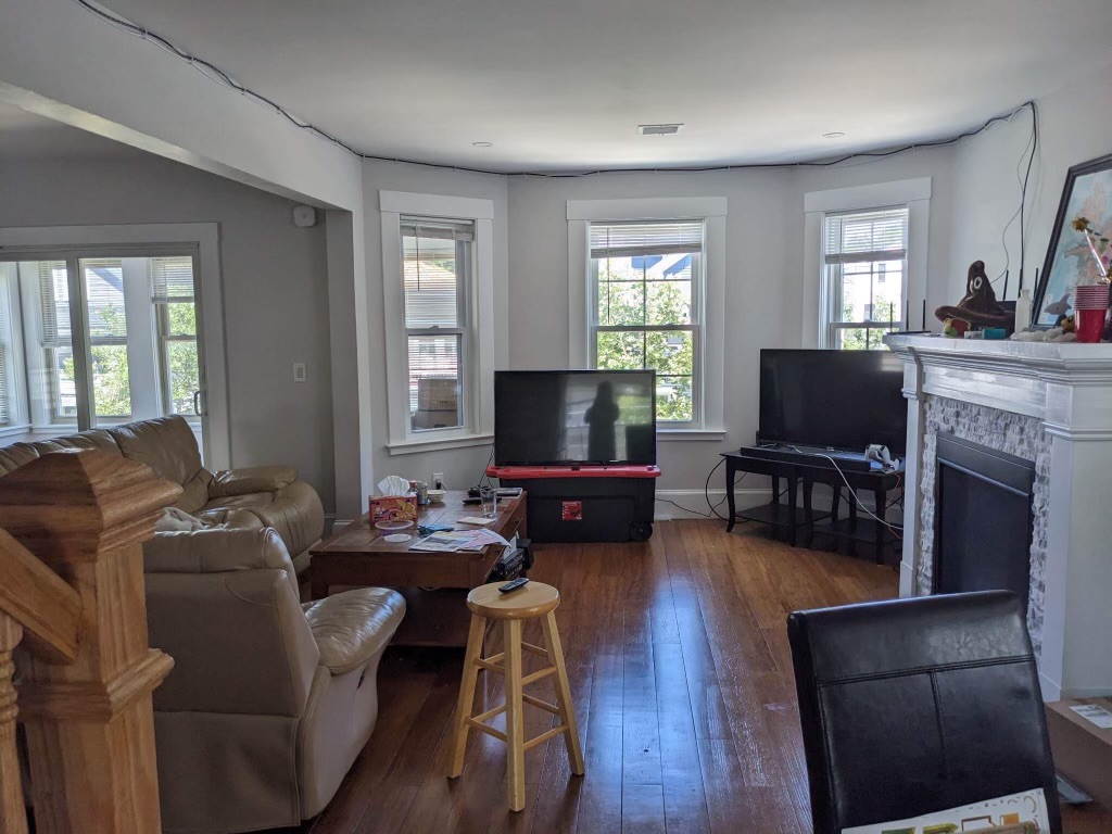 318 Concord Ave, North Cambridge