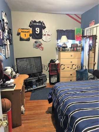 126 Rhinecliff St, Arlington