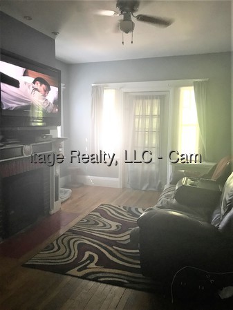 126 Rhinecliff St, Arlington