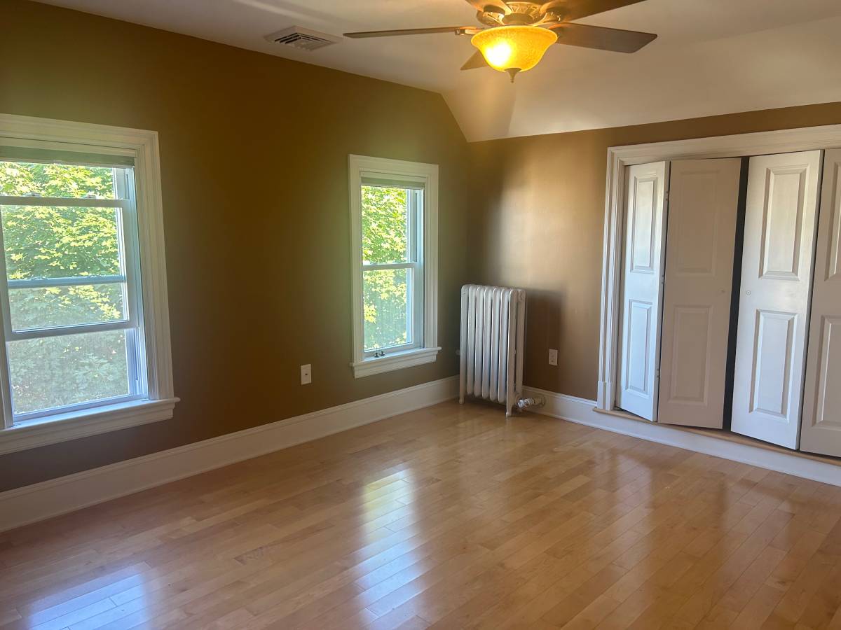 96 Rogers Ave, Ball Square