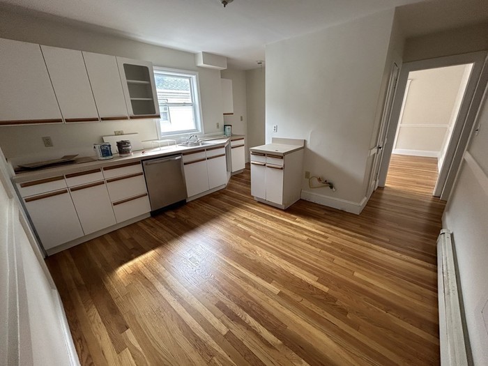 11 Granite St, Cambridgeport