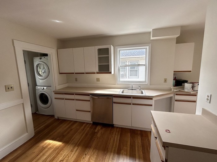 11 Granite St, Cambridgeport