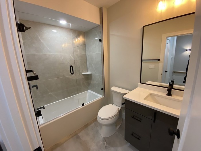 302 Somerville Ave, Union Square