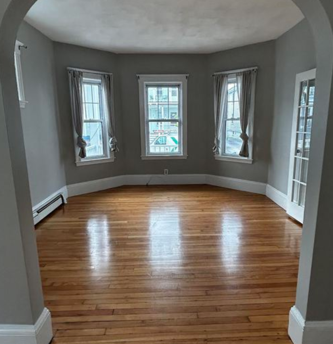 52 Bowdoin St, South Medford