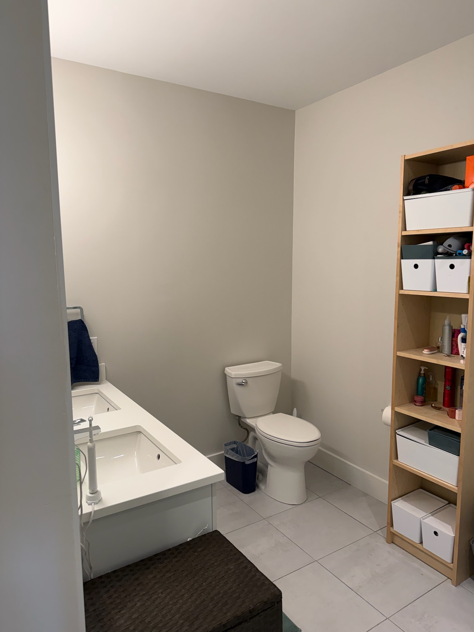 Photos of apartment on McGrath Hwy,Somerville MA 02143