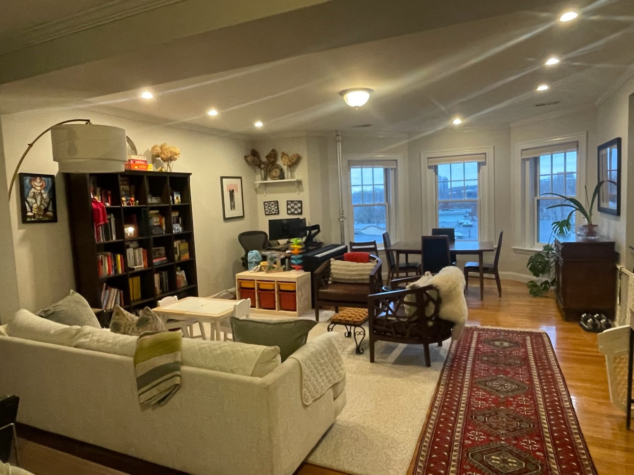 Photos of apartment on Brookline St.,Cambridge MA 02139
