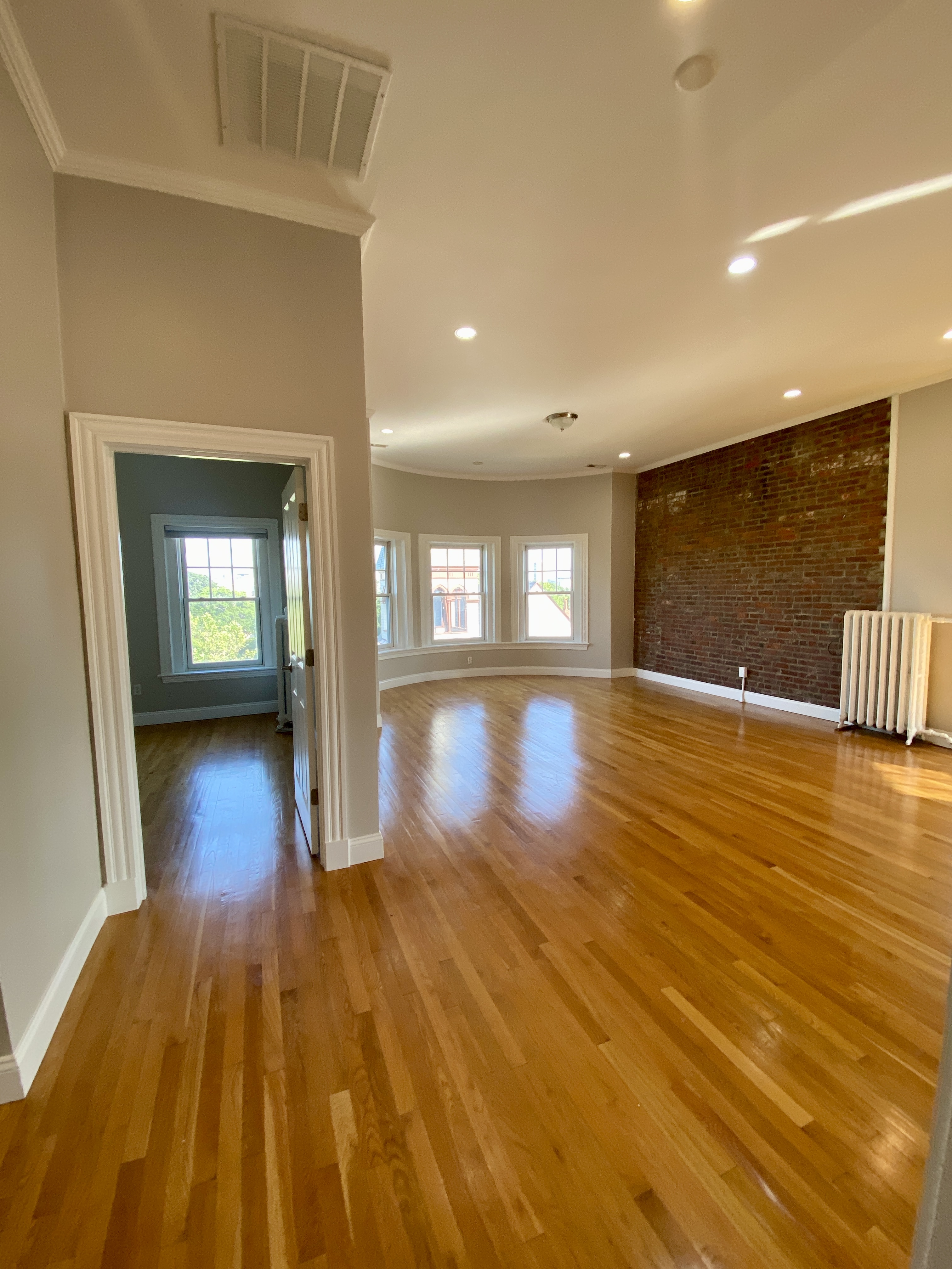 Photos of apartment on Magazine St.,Cambridge MA 02139