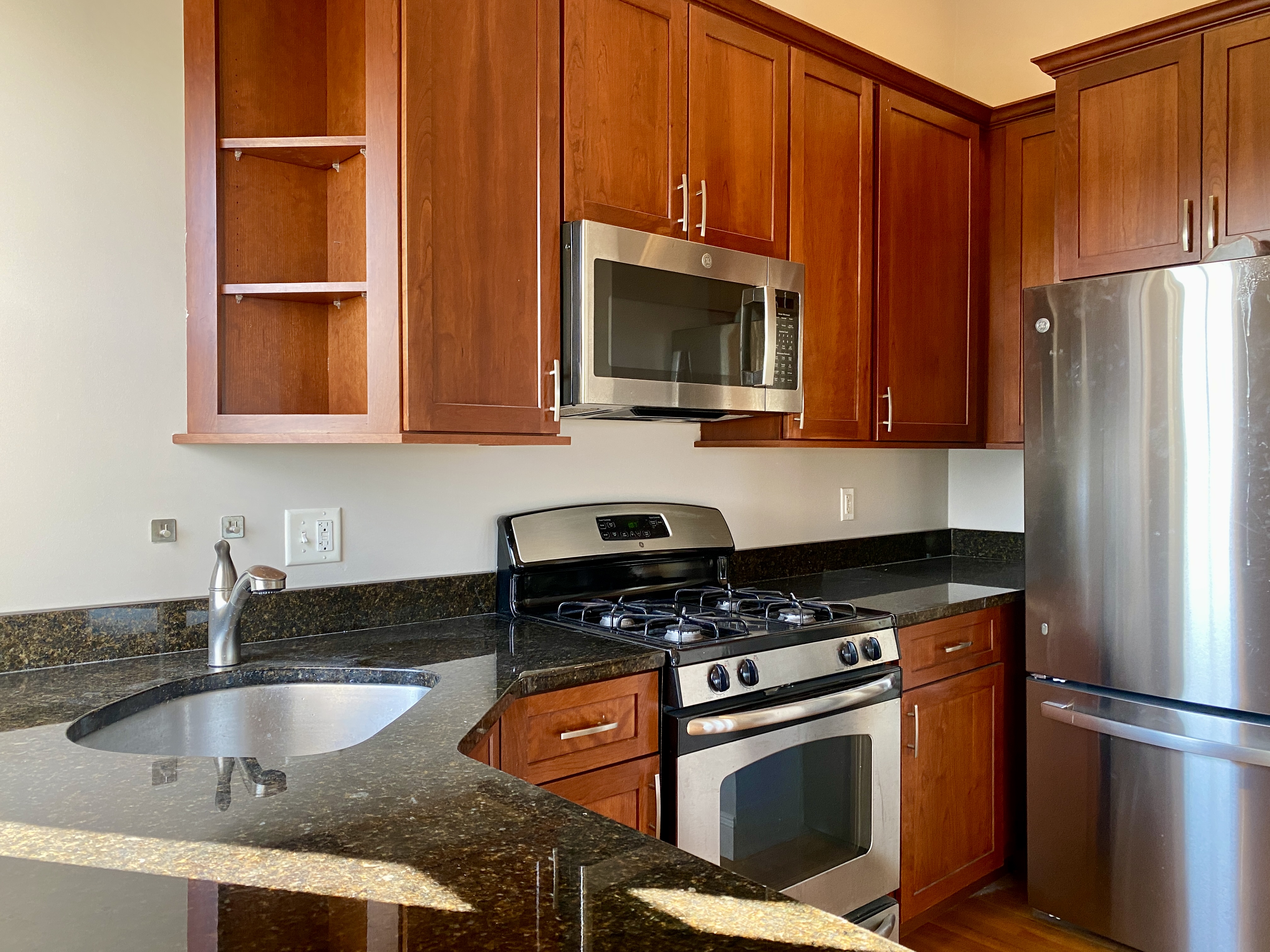 Photos of apartment on Magazine St.,Cambridge MA 02139