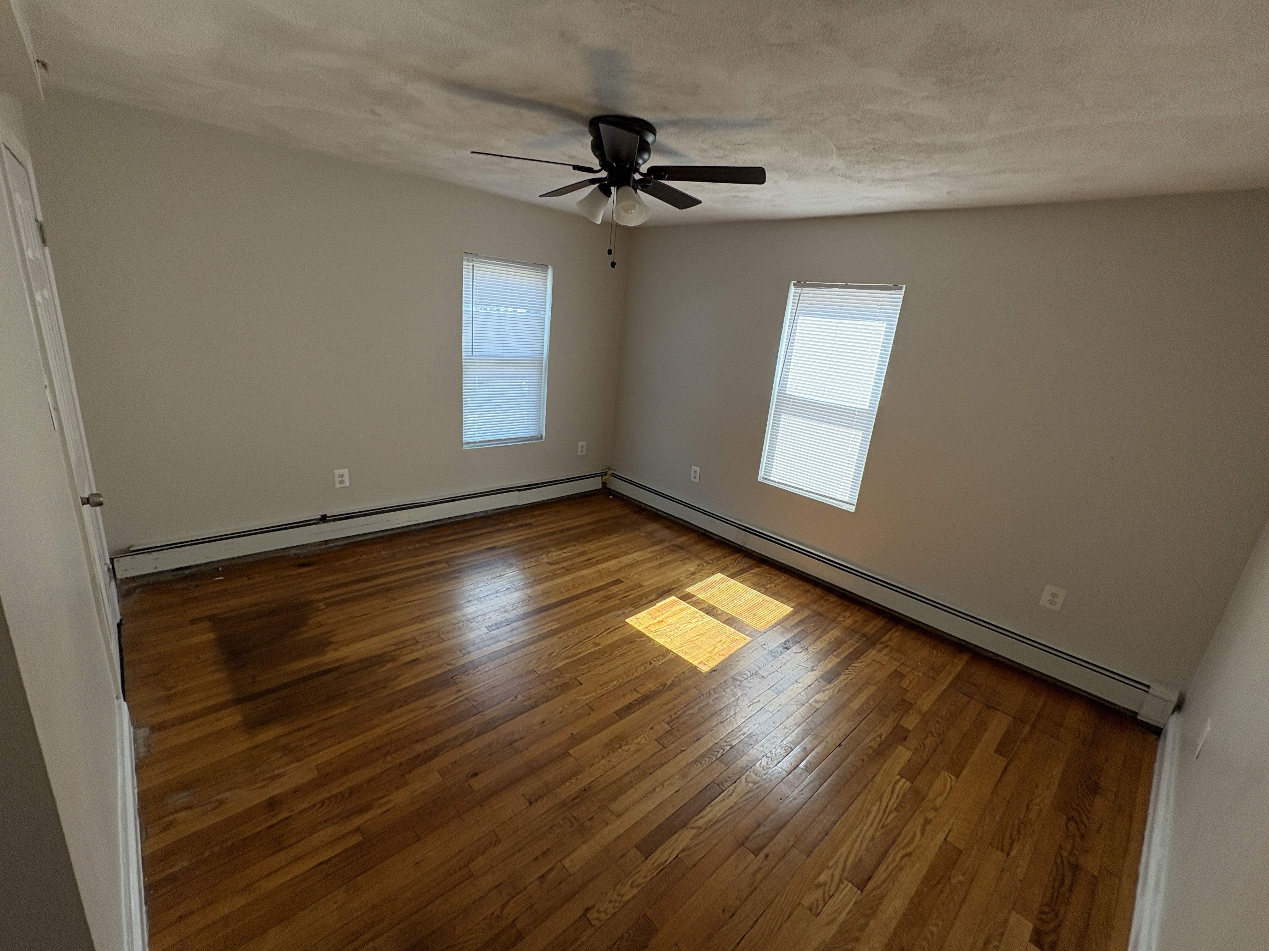 Photos of apartment on Massachusetts Ave.,Cambridge MA 02140