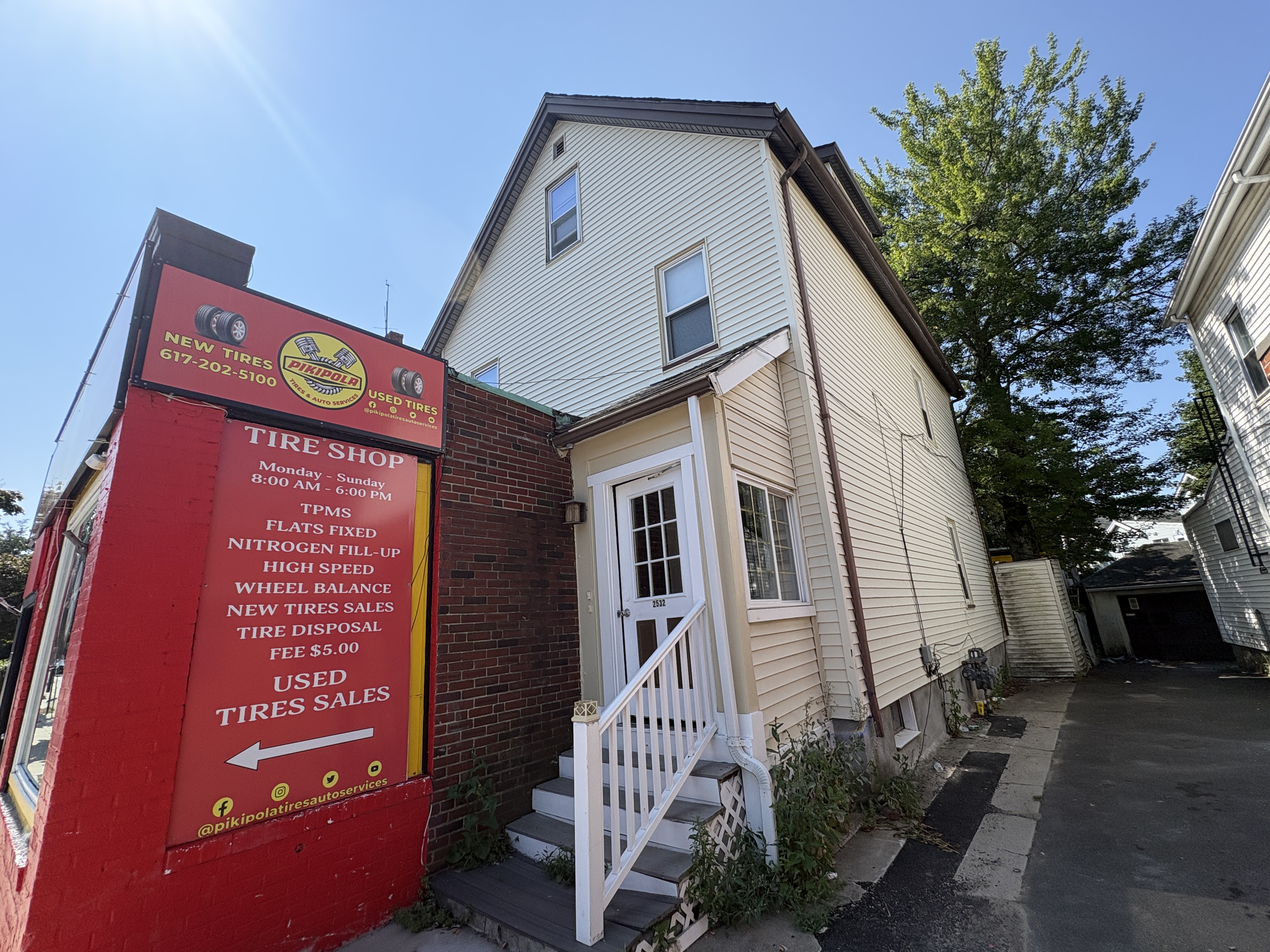 Photos of apartment on Massachusetts Ave.,Cambridge MA 02140