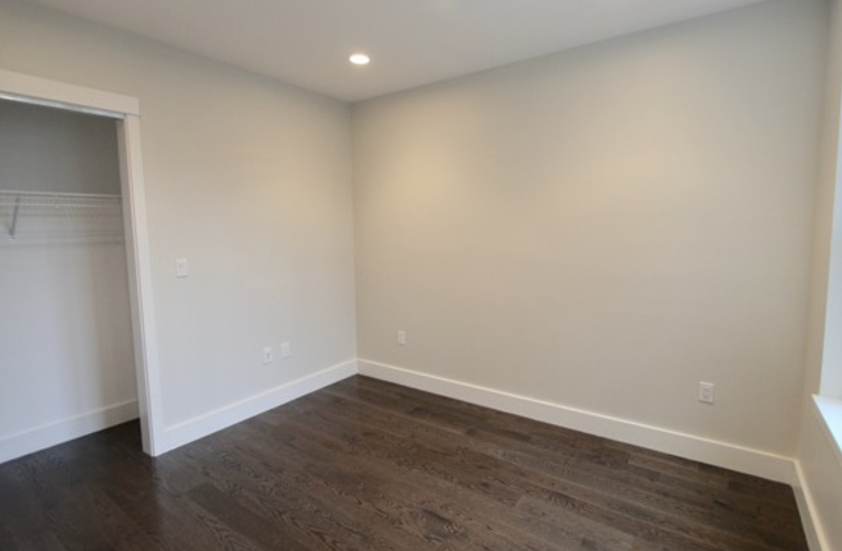 Photos of apartment on McGrath Highway,Somerville MA 02143