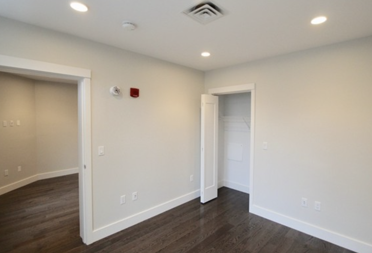 Photos of apartment on McGrath Highway,Somerville MA 02143