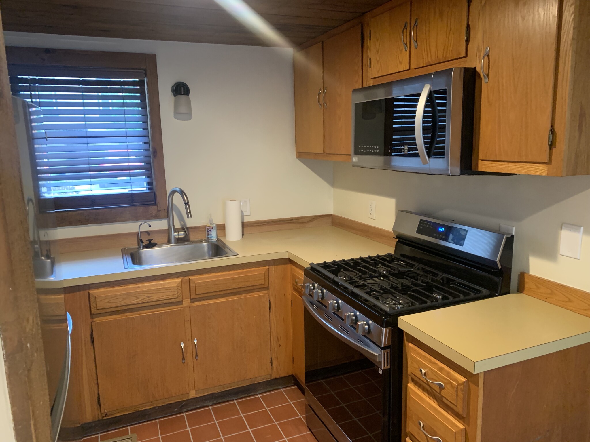 8 Lilac Ct, East Cambridge