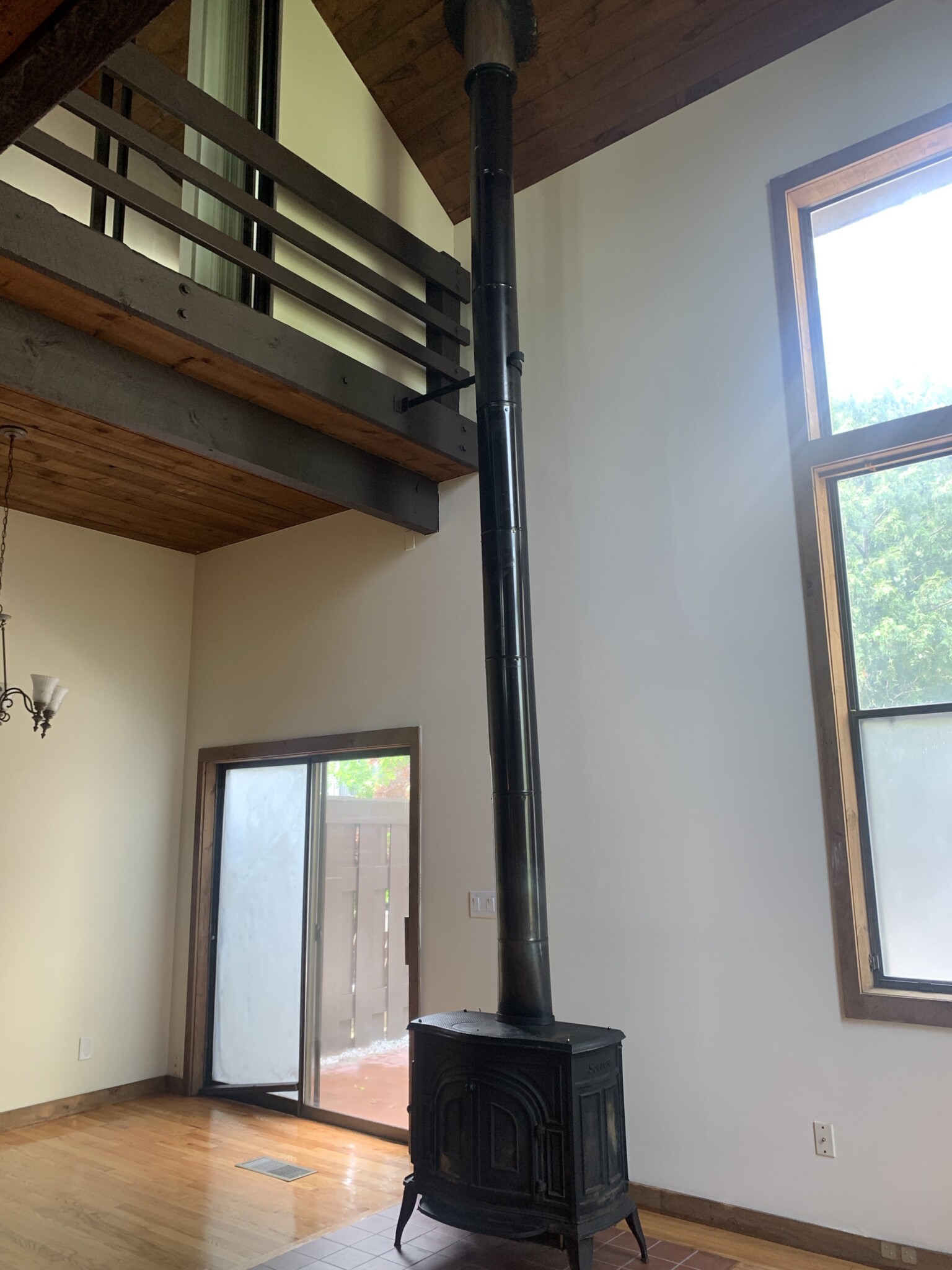 8 Lilac Ct, East Cambridge