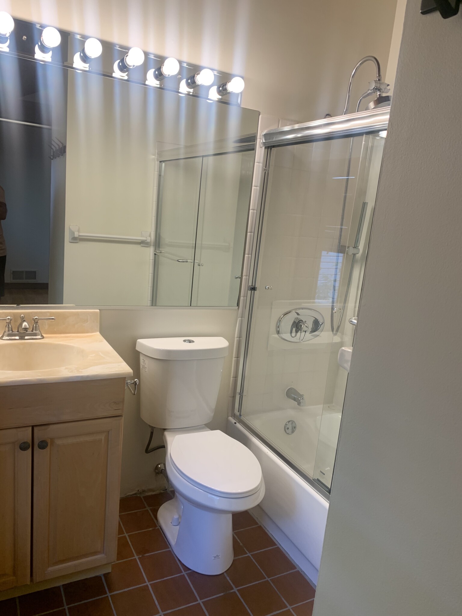 8 Lilac Ct, East Cambridge