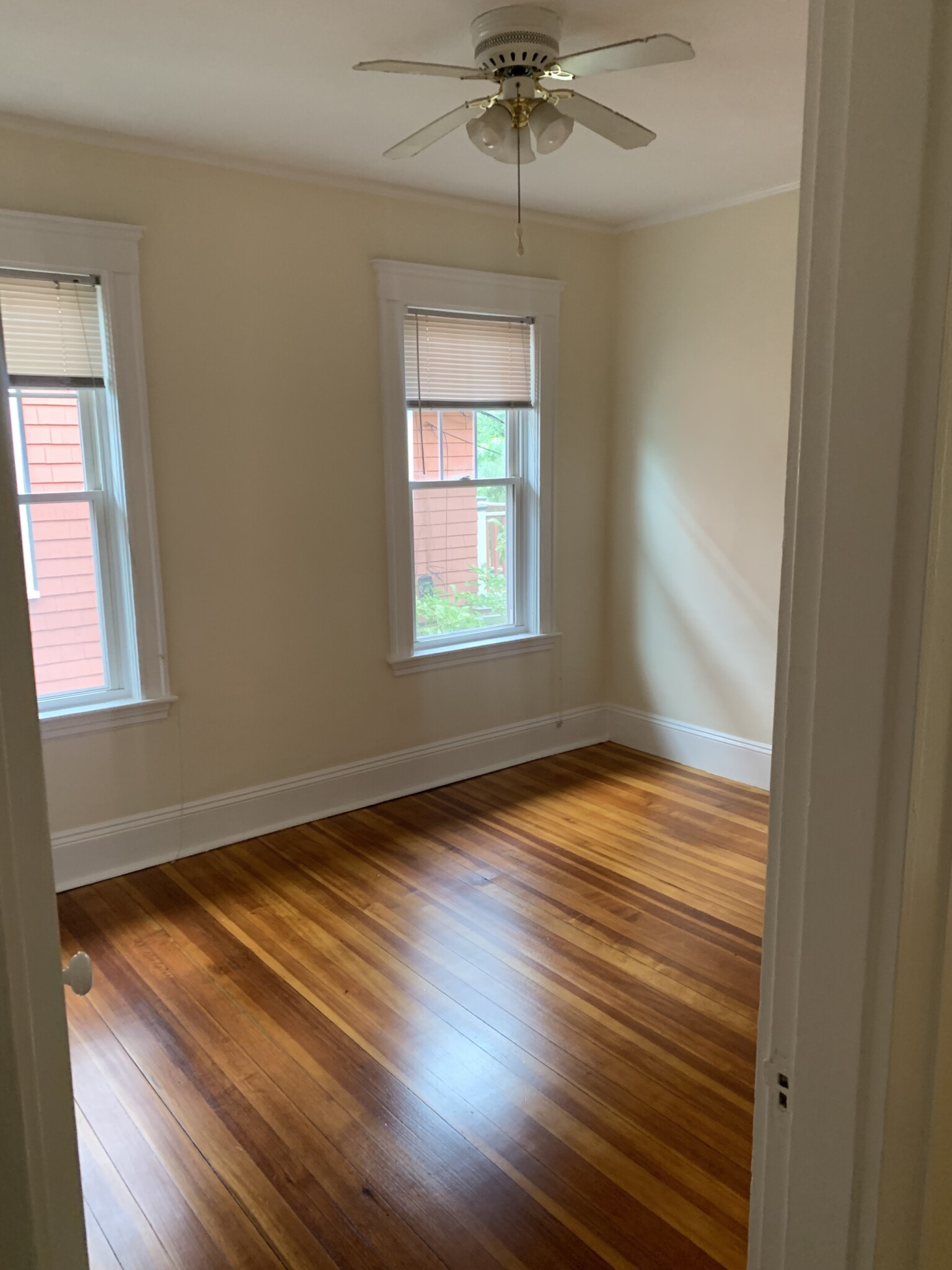 86 Lexington Ave, Huron Village