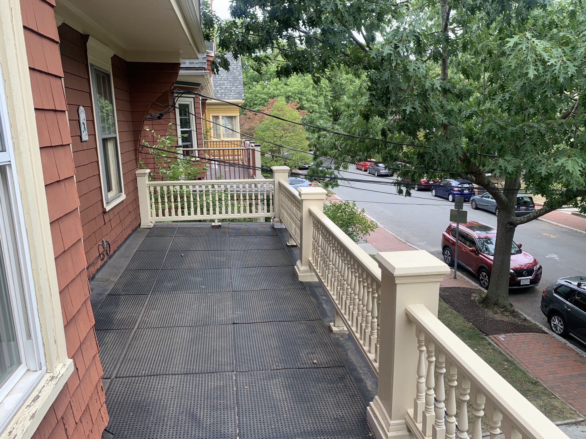 86 Lexington Ave, Huron Village