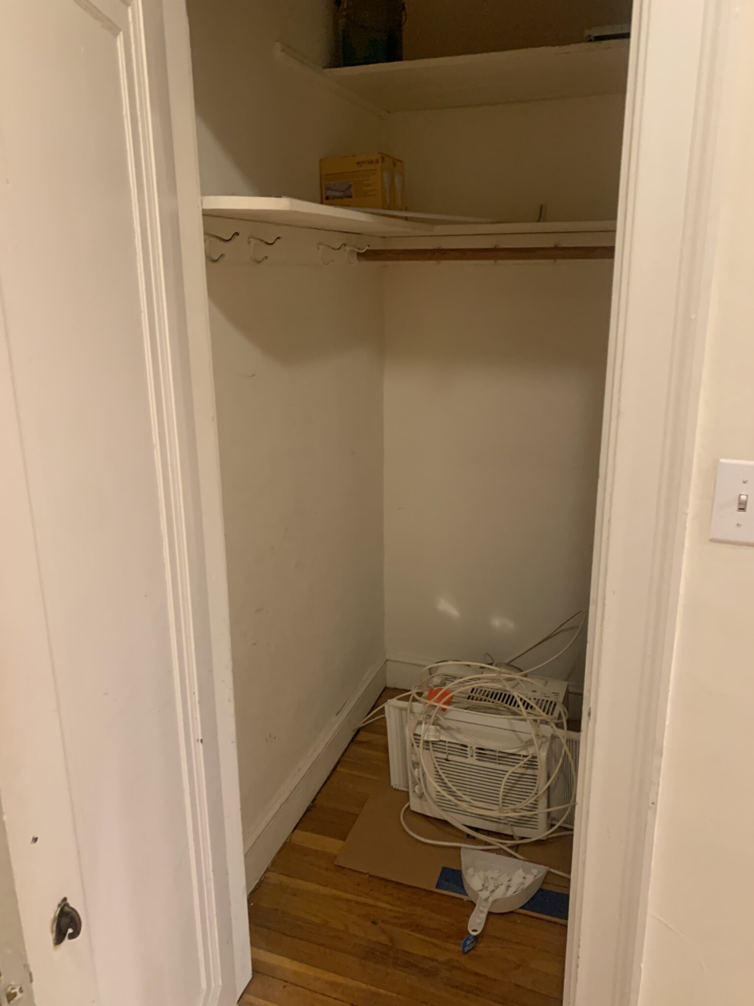 56 Concord Ave, West Cambridge