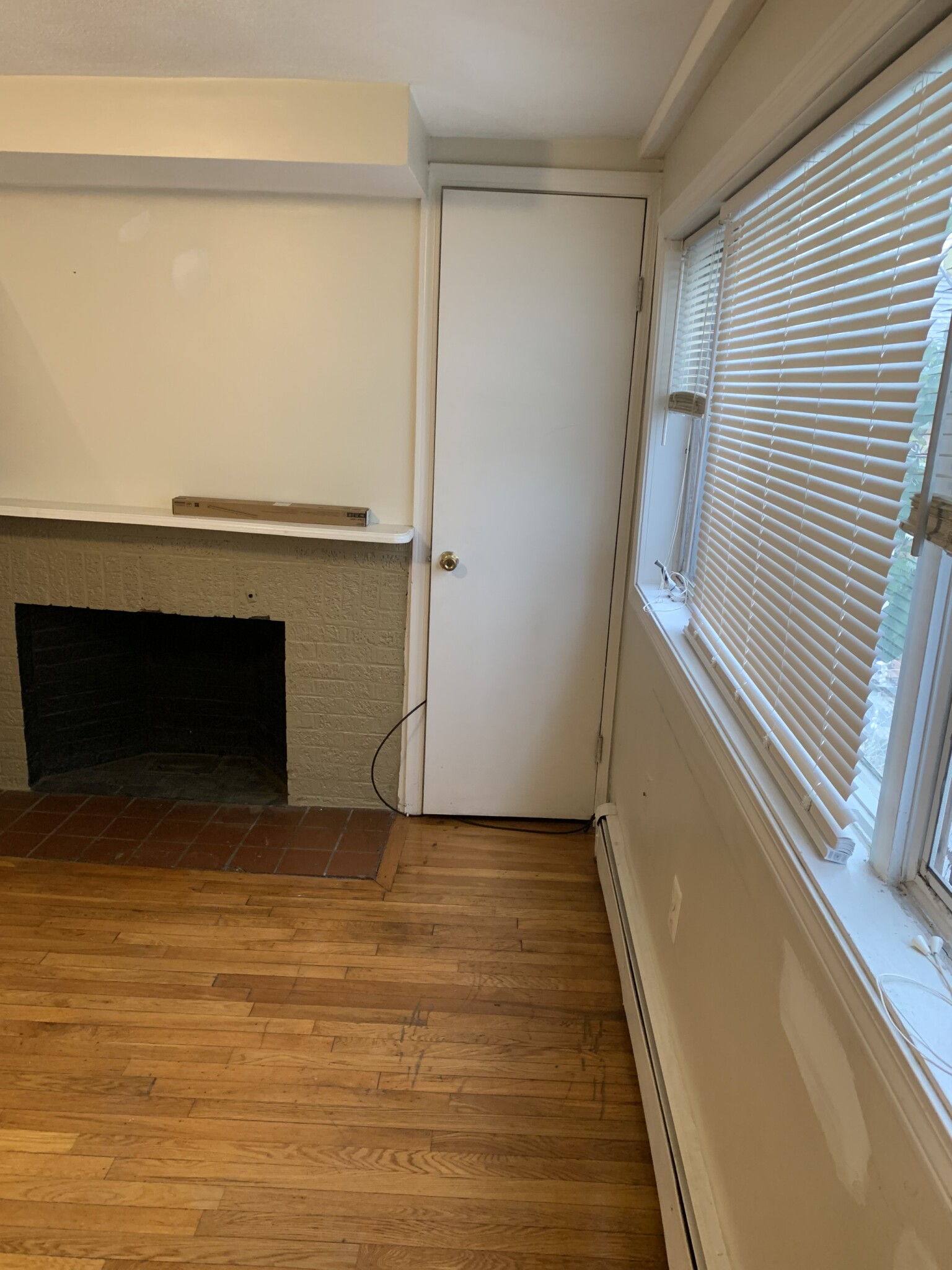 126 Thorndike, East Cambridge