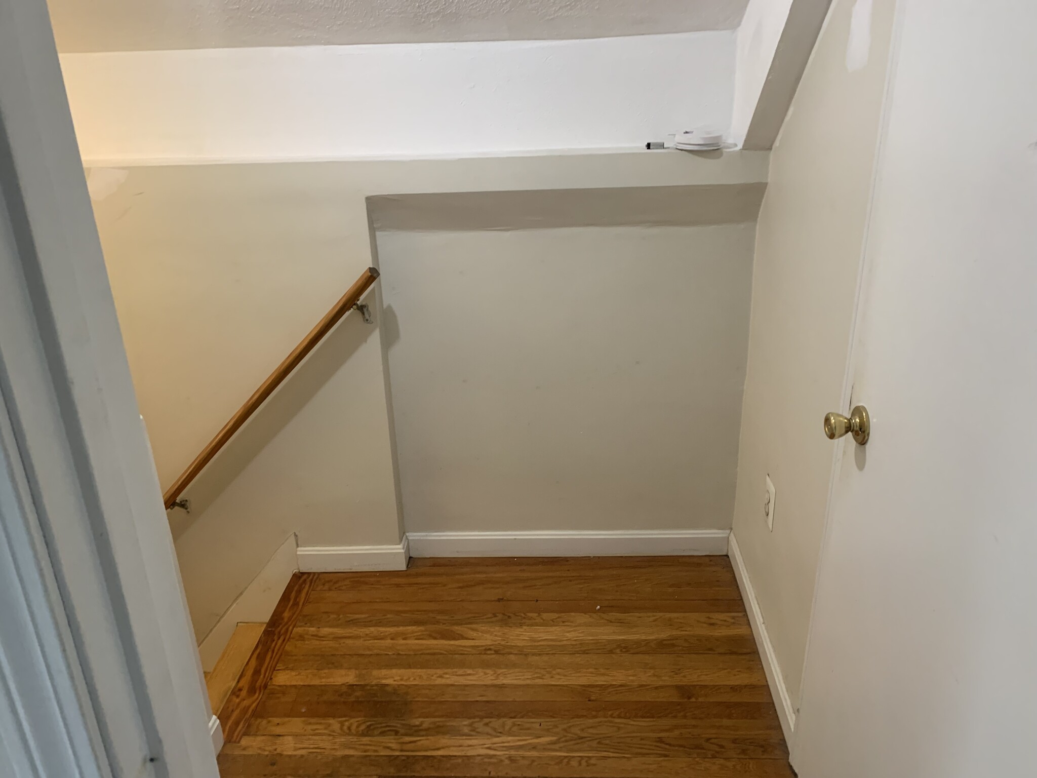 126 Thorndike, East Cambridge